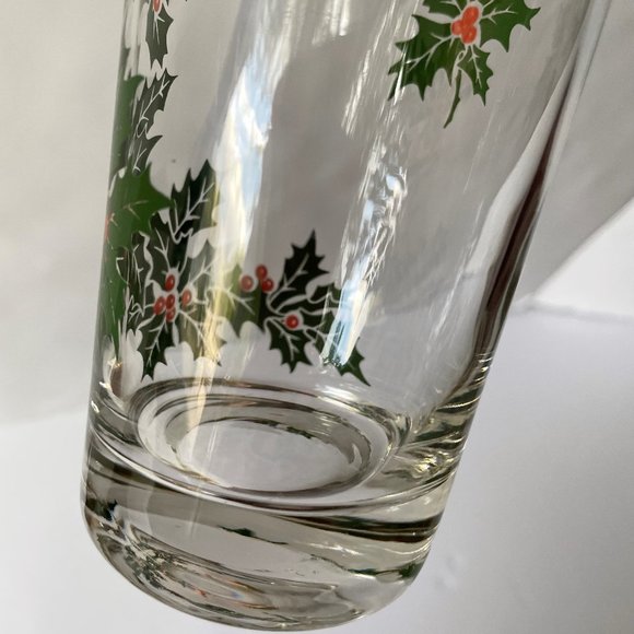 Gold Trim Holly and Berries 5.5" Glass Tumbler 12oz Holiday Drinkware Set of 4 - Picture 5 of 11